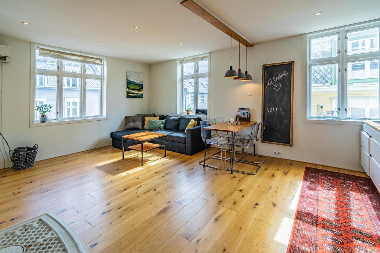 Cozy Apartment In Alesund City Екстер'єр фото